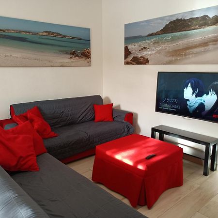 Appartamento Vacanze Alla Maddalena ลามัดดาเลนา ภายนอก รูปภาพ