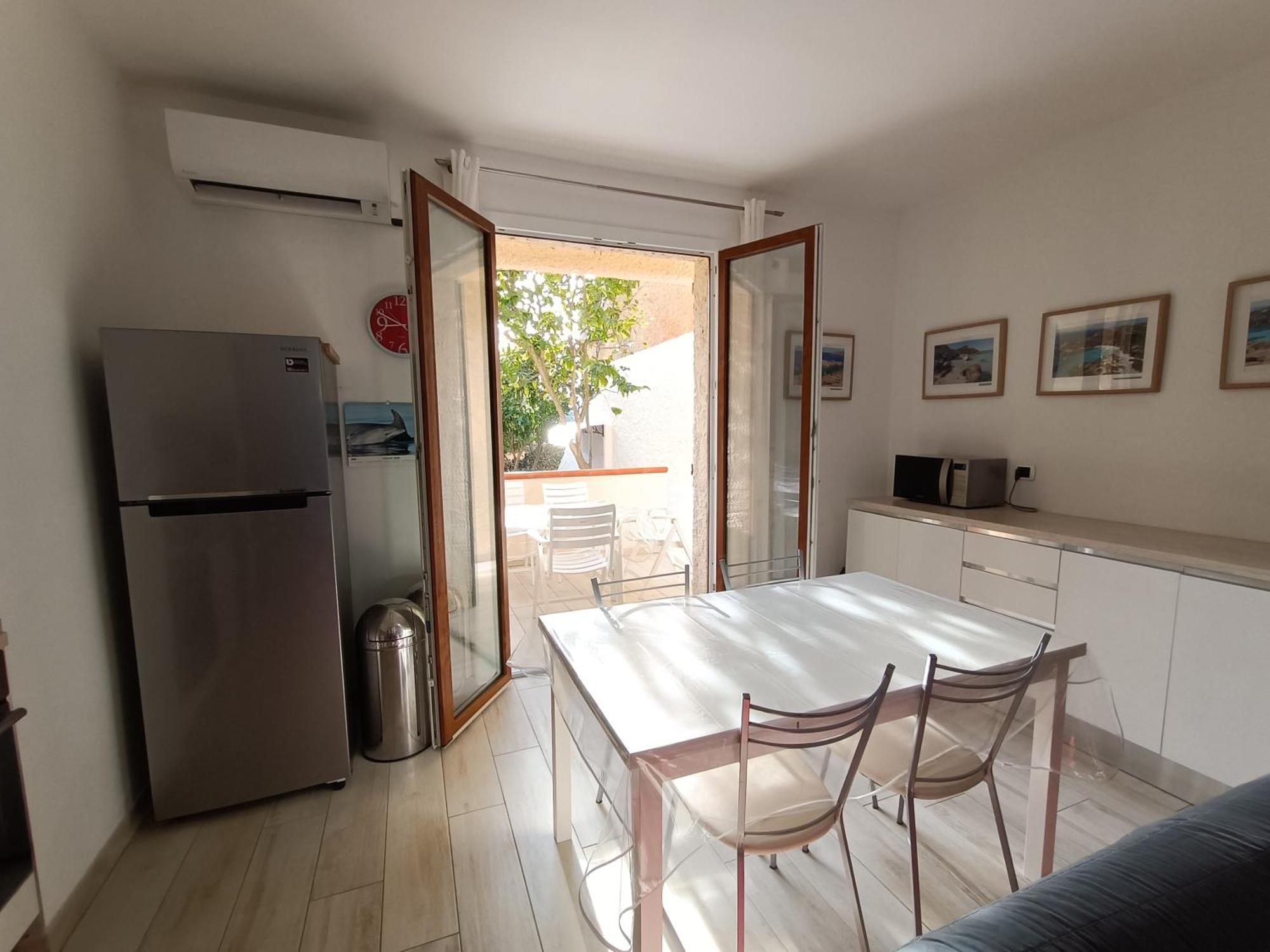 Appartamento Vacanze Alla Maddalena ลามัดดาเลนา ภายนอก รูปภาพ