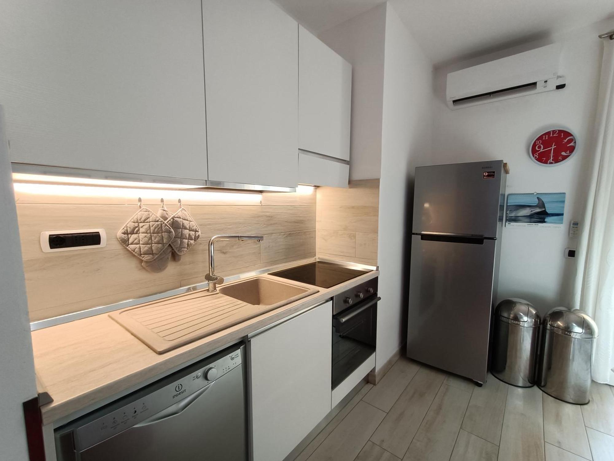 Appartamento Vacanze Alla Maddalena ลามัดดาเลนา ภายนอก รูปภาพ
