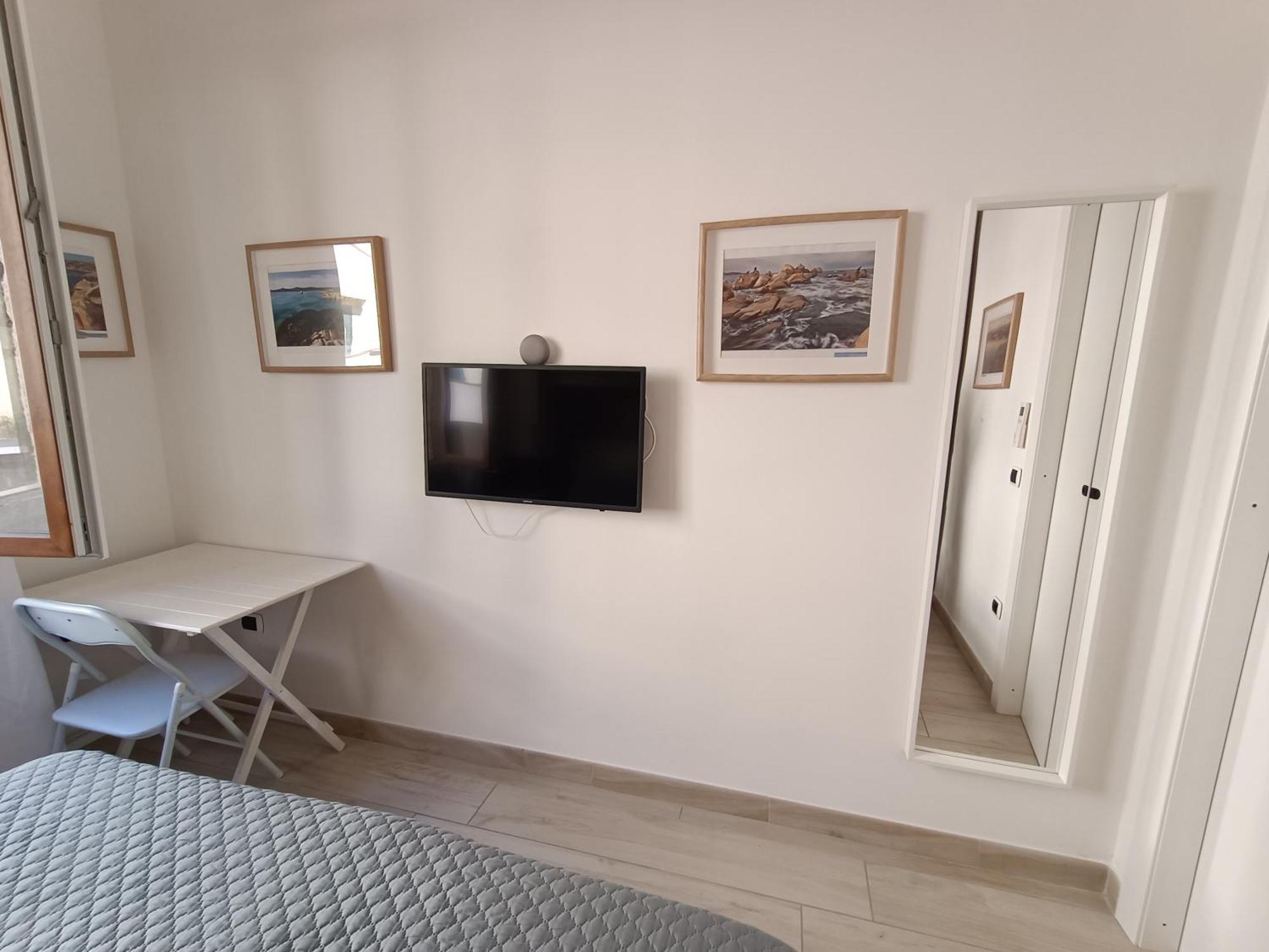 Appartamento Vacanze Alla Maddalena ลามัดดาเลนา ภายนอก รูปภาพ